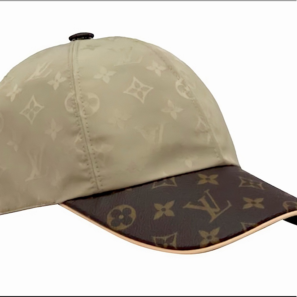 Louis Vuitton Hat